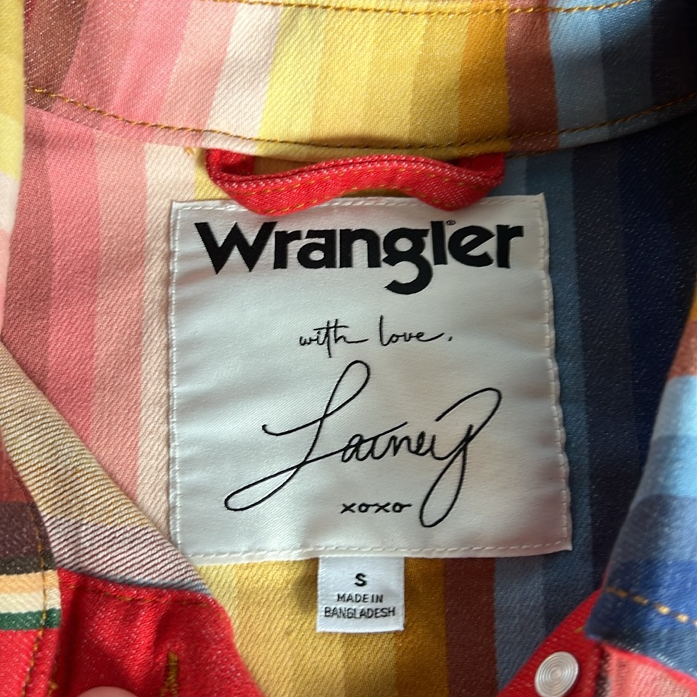 Wrangler x Lainey Wilson Rodeo Trucker Jacket - Picture 8 of 13